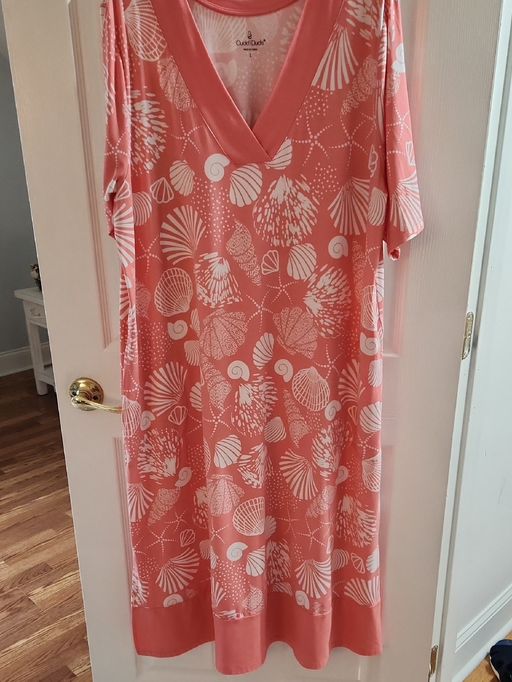 CUDDL DUDS FLEXWARE V NECK SZ L MAXI CAFTAN DRESS CORAL SHELL PATTERN 3/4 SLEEVE